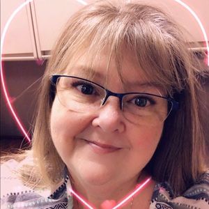 Meet your Posher, Raquel